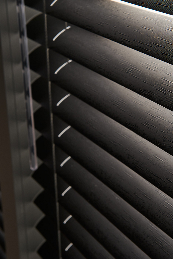 horizontal vinyl-blinds bn